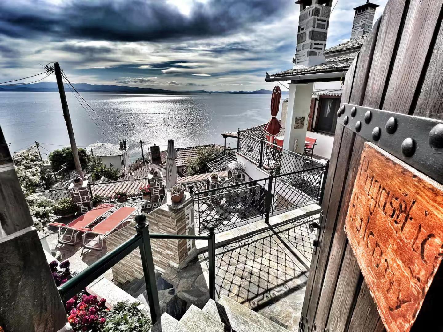 The Pagasetic Balcony - Magestic Sea Cottage Volos Exterior foto